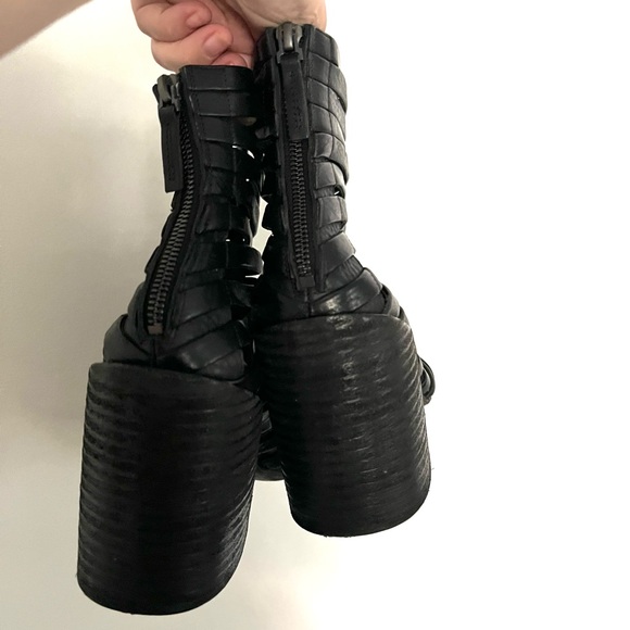 MARSÉLL Coltellone Black Leather Strap Block Heel Shoes Sz 40 - Picture 3 of 12